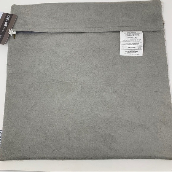 Natural genuine cowhide accent pillow grey and silver NWT - Picture 7 of 11